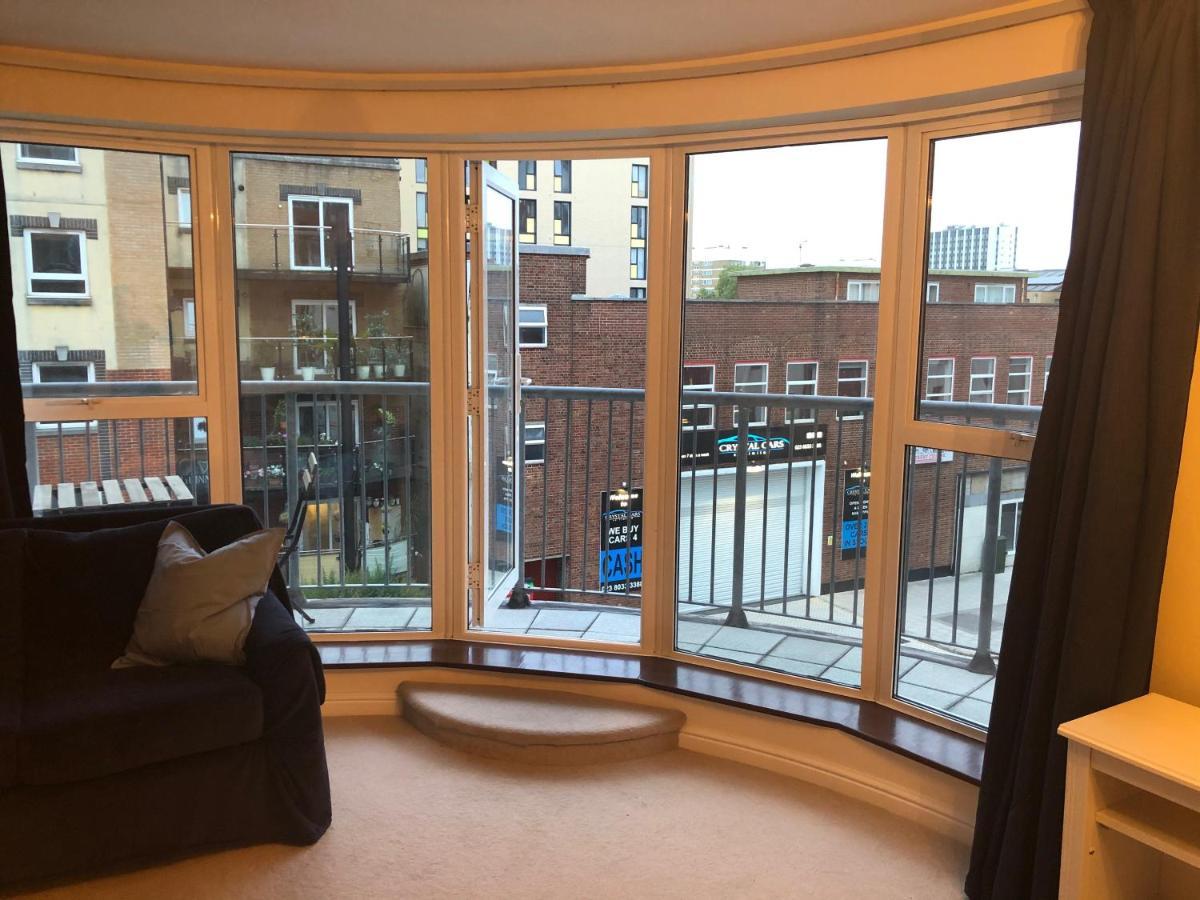 Honest City Centre Apartment 2 Southampton Exterior foto